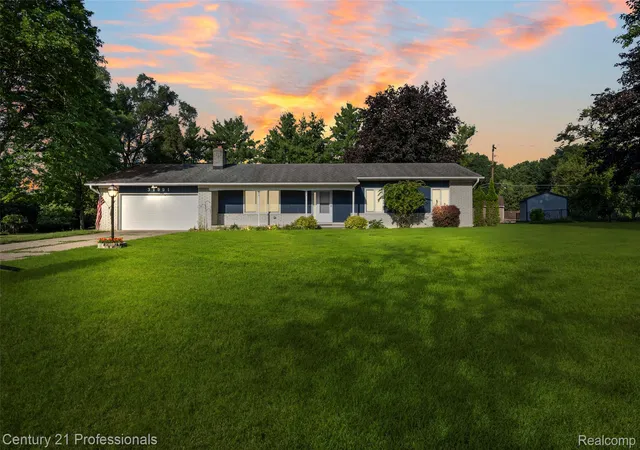 2nd image of 31991 Staman, Farmington Hills, MI 48336 | MLS# 20261057629