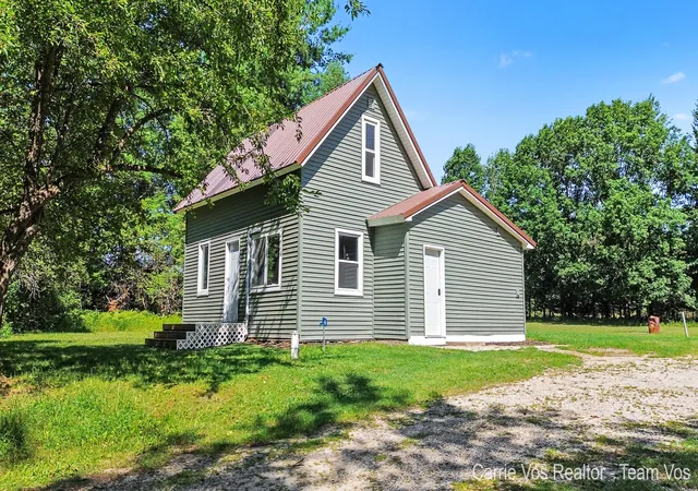 5th image of 3251 E 46 Rd, Cadillac, MI 49601 | MLS# 65026038294