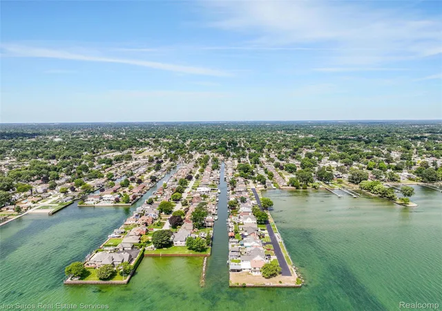 Photo 3 of Single family home for sale at 22444 Wildwood St, Saint Clair Shores, MI 48081 | MLS# 20261057655 | Listing updated on 2026-08-25
