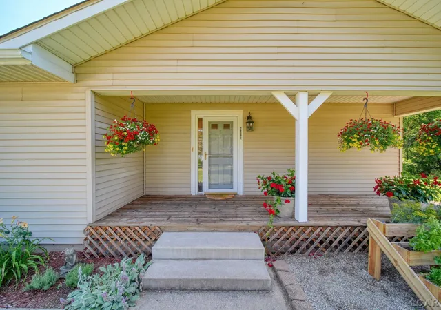 Photo 4 of Single family home for sale at 6573 Pawson Rd, Onsted, MI 49265 | MLS# 56050216097 | Listing updated on 2026-08-31