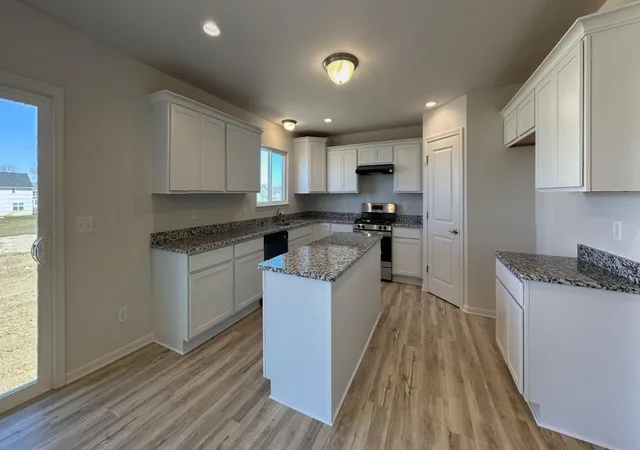 Photo 2 of Single family home for sale at 11740 Hillside Dr, Dexter Township Washtenaw, MI 48130 | MLS# 81026038328 | Listing updated on 2026-07-24