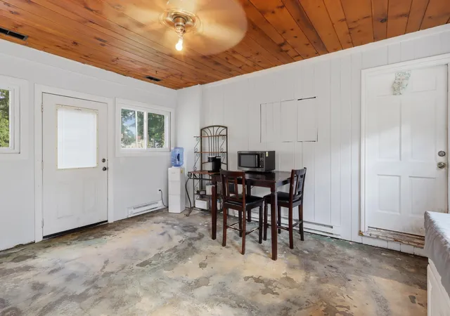 Photo 4 of Single family home for sale at 617 East St, Three Rivers, MI 49093 | MLS# 65026038327 | Listing updated on 2026-09-01