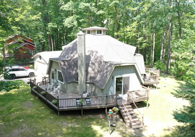 3rd image of 332 Maplewood Rd, Rose City, MI 48654 | MLS# 77080071463