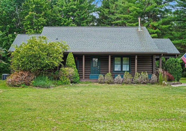 Photo 1 of Single family home for sale at 5280 S E County Line Rd, Chippewa Township Isabella, MI 48883 | MLS# 79080071465 | Listing updated on 2026-08-19