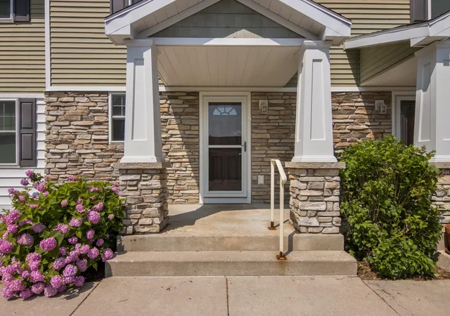 Photo 1 of Condo for sale at 1424 Newport St, Traverse City, MI 49686 | MLS# 78080071468 | Listing updated on 2026-09-17