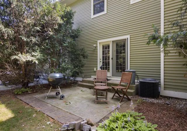 Photo 2 of Condo for sale at 1424 Newport St, Traverse City, MI 49686 | MLS# 78080071468 | Listing updated on 2026-09-17