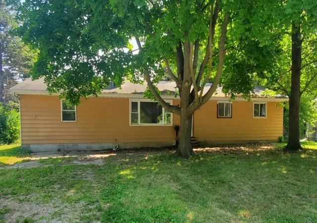 Photo 1 of Single family home for sale at 424 N Ithaca St, Ithaca, MI 48847 | MLS# 79080071462 | Listing updated on 2026-09-15
