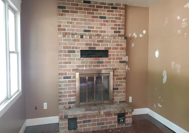 Photo 3 of Single family home for sale at 424 N Ithaca St, Ithaca, MI 48847 | MLS# 79080071462 | Listing updated on 2026-09-15