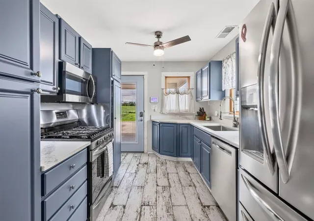 Photo 3 of Single family home for sale at 71259 Mathers Rd, White Pigeon, MI 49099 | MLS# 68026038332 | Listing updated on 2026-09-12