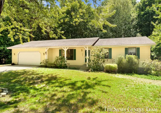 Photo 1 of Single family home for sale at 14504 Cameron Ct, Grand Haven, MI 49417 | MLS# 71026038329 | Listing updated on 2026-09-03