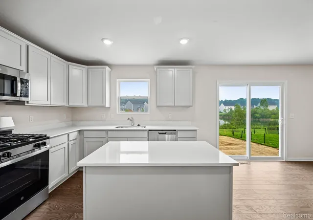 Photo 2 of Single family home for sale at 387 Edge Brk, Holly, MI 48442 | MLS# 20261057688 | Listing updated on 2026-09-13