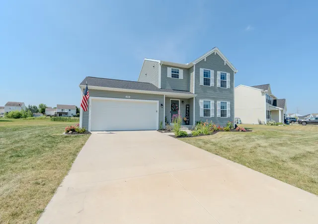 Photo 1 of Sale Pending at 2014 Orlov Dr, Hudsonville, MI 49426 | MLS# 65026038334 | Listing updated on 2026-09-01