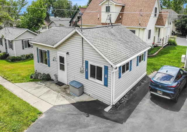 1st image of 6366 W Houghton Lake Dr, Roscommon Village Roscommon, MI 48629 | MLS# 58050216108