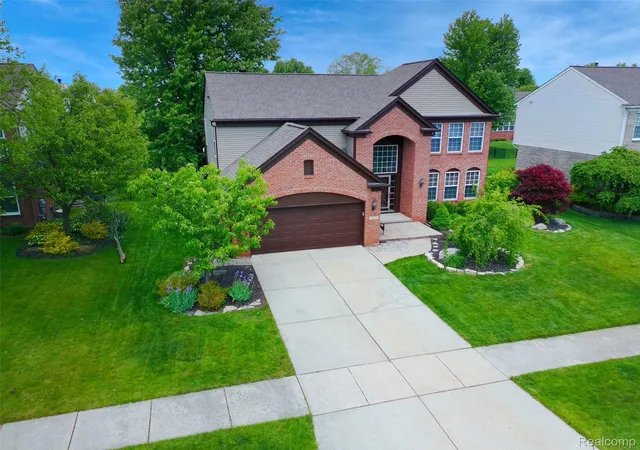 Photo 3 of Single family home for sale at 17895 Crystal River Dr, Macomb, MI 48042 | MLS# 20261057707 | Listing updated on 2026-09-01