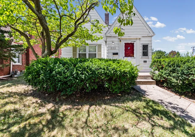 Photo 2 of Single family home for sale at 555 N Martha St, Dearborn, MI 48128 | MLS# 81026038343 | Listing updated on 2026-07-24