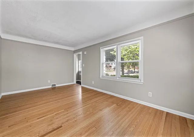 Photo 5 of Single family home for sale at 555 N Martha St, Dearborn, MI 48128 | MLS# 81026038343 | Listing updated on 2026-07-24