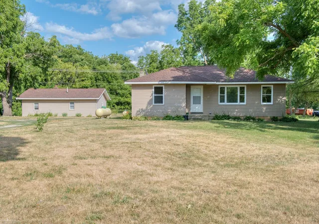 1st image of 4802 & 4802 1/2 Mill Rd, Bancroft, MI 48414 | MLS# 5050216112