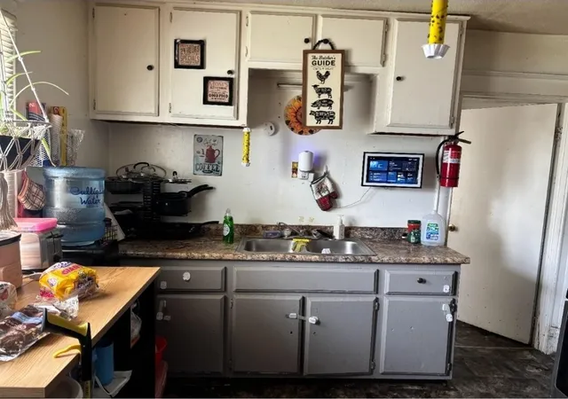 5th image of 1205 N Rose St, Kalamazoo, MI 49007 | MLS# 66026038360