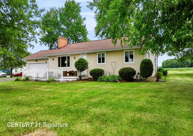 4th image of 455 S Vernon Rd, Venice Township Shiawassee, MI 48817 | MLS# 5050216119