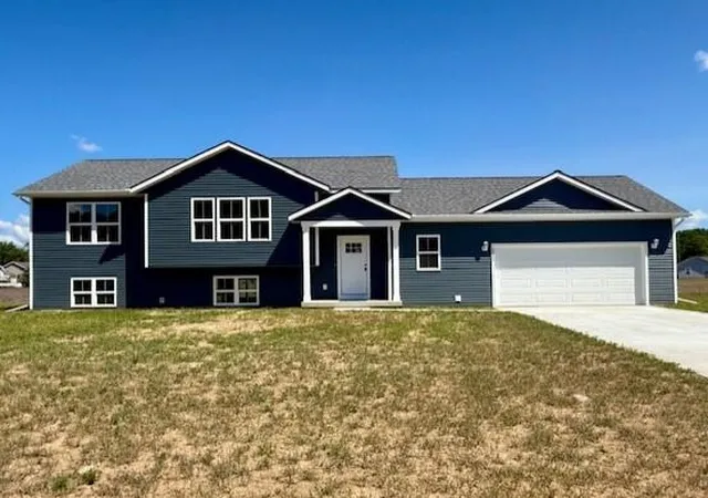 Photo 1 of Single family home for sale at 3233 Signal Point Dr, Allegan, MI 49010 | MLS# 66026038372 | Listing updated on 2026-09-01