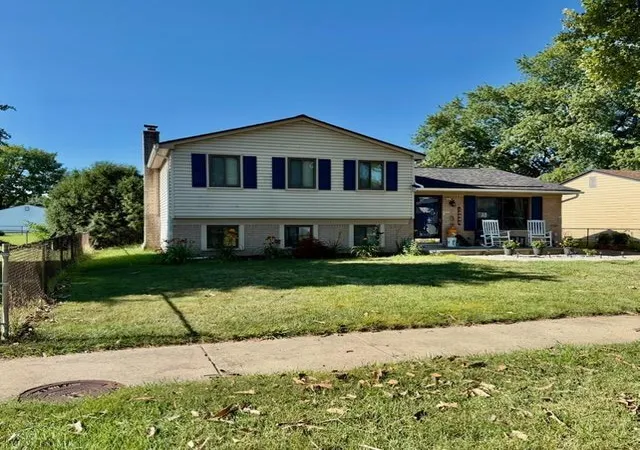 Photo 3 of Single family home for sale at 15046 Annapolis Dr, Sterling Heights, MI 48313 | MLS# 58050216134 | Listing updated on 2026-09-15
