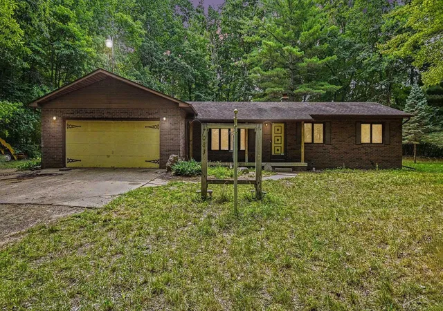 Photo 1 of Sale Pending at 7083 S Orr Rd, Saint Charles, MI 48655 | MLS# 61050216142 | Listing updated on 2026-08-26