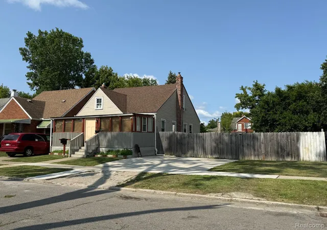 Photo 2 of Single family home for sale at 6741 Vaughan St, Detroit, MI 48228 | MLS# 20261057760 | Listing updated on 2026-07-26