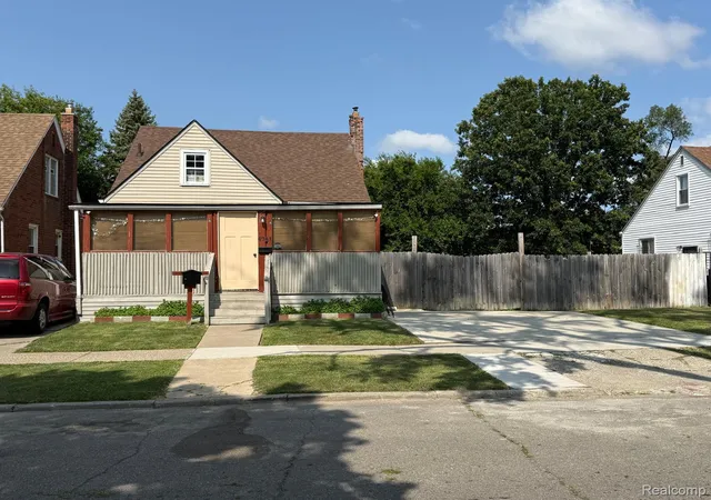 Photo 3 of Single family home for sale at 6741 Vaughan St, Detroit, MI 48228 | MLS# 20261057760 | Listing updated on 2026-07-26