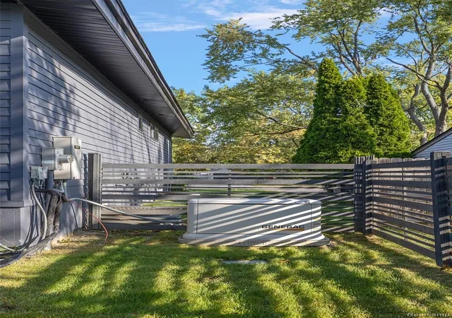 Photo 50 of Single family home for sale at 16281 Buckingham Ave, Beverly Hills, MI 48025 | MLS# 20261057764 | Listing updated on 2026-07-25