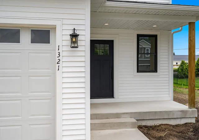 2nd image of 1321 Killdeer Ln, Kingsley, MI 49649 | MLS# 78080071486