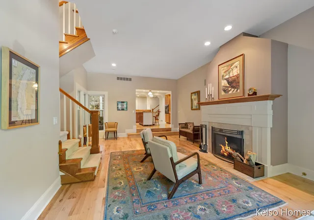 Photo 4 of Single family home for sale at 6664 Scenic Shrs Dr, Holland, MI 49423 | MLS# 65026038422 | Listing updated on 2026-09-10