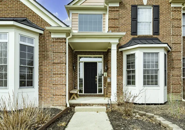 2nd image of 51328 Plymouth Valley Dr, Plymouth, MI 48170 | MLS# 81026038426