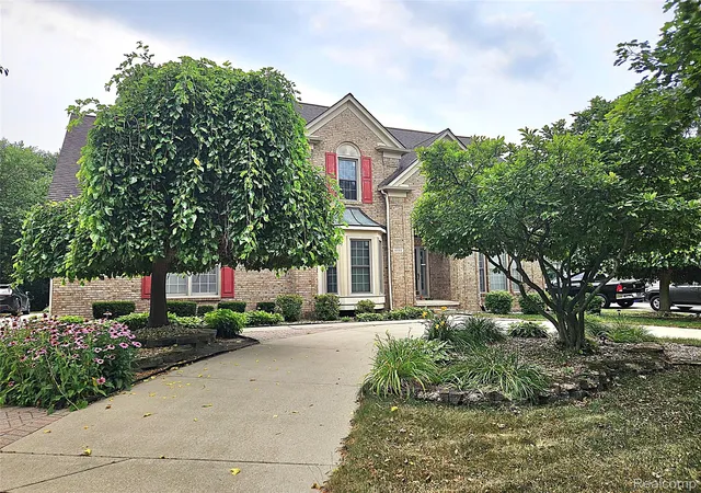 3rd image of 6088 Meadowview Dr, Canton, MI 48187 | MLS# 20261057777