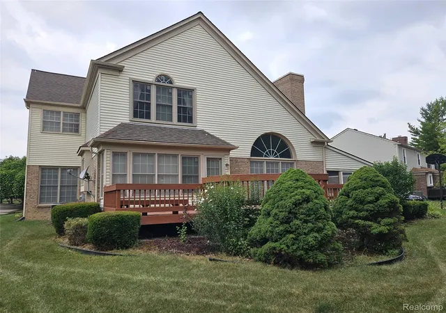 4th image of 6088 Meadowview Dr, Canton, MI 48187 | MLS# 20261057777