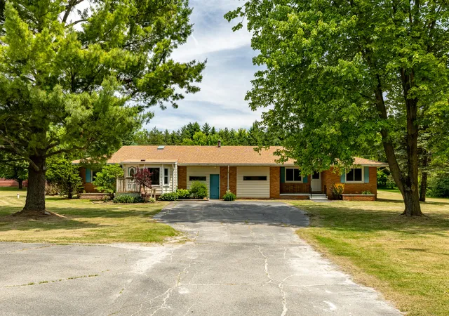 1st image of 6272 Earhart Rd, Ann Arbor, MI 48105 | MLS# 81026038431