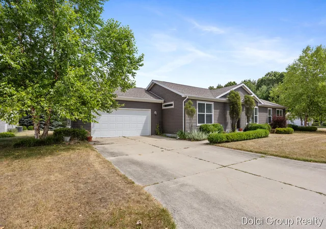2nd image of 7861 Schooner Ln, Stanwood, MI 49346 | MLS# 65026038433