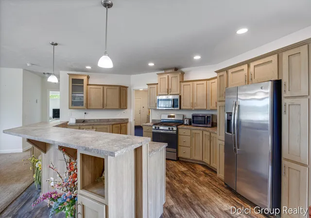 5th image of 7861 Schooner Ln, Stanwood, MI 49346 | MLS# 65026038433