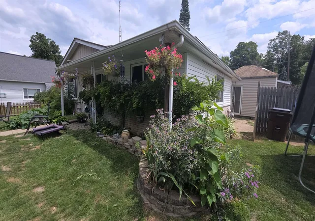 3rd image of 607 Oak St, Hudson, MI 49247 | MLS# 56050216163