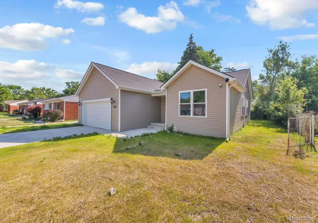 Photo 1 of Single family home for sale at 6653 Niagara St, Romulus, MI 48174 | MLS# 20261057799 | Listing updated on 2026-10-07