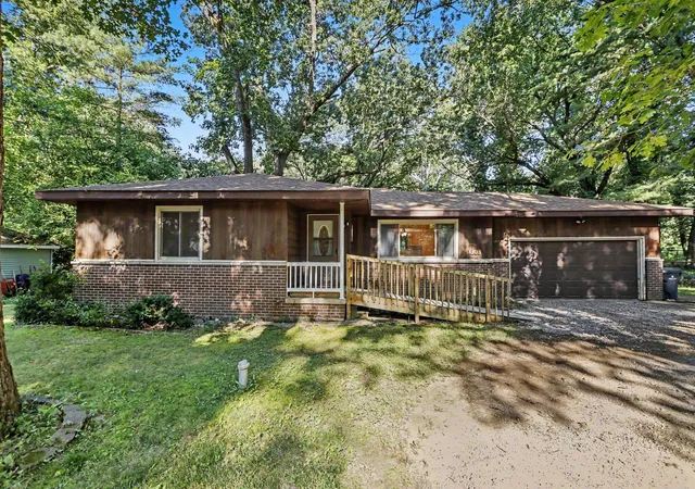 Photo 2 of Single family home for sale at 1303 N 2nd Street, Kalamazoo, MI 49009 | MLS# 66026038448 | Listing updated on 2026-08-03