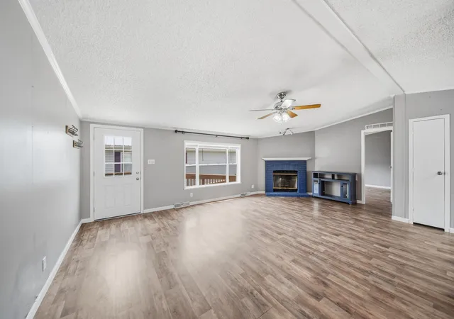 5th image of 817 Savannah River Dr, Adrian, MI 49221 | MLS# 81026038455