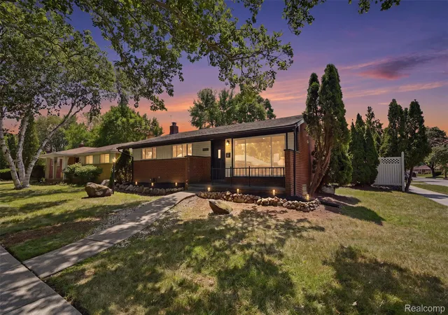 Photo 1 of Single family home for sale at 13741 Pearson St, Oak Park, MI 48237 | MLS# 20261057824 | Listing updated on 2026-08-28