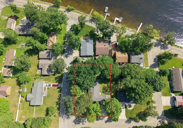 Photo 2 of Single family home for sale at 123 Alexander St, Cadillac, MI 49601 | MLS# 78080071496 | Listing updated on 2026-09-16
