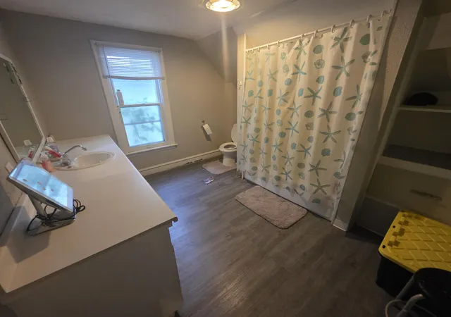 Photo 4 of Single family home for sale at 110 Dale St NE, Grand Rapids, MI 49505 | MLS# 65026038476 | Listing updated on 2026-09-03
