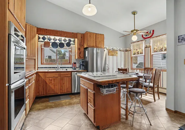 Photo 4 of Single family home for sale at 219 N 4th Street, Burr Oak, MI 49030 | MLS# 64026038478 | Listing updated on 2026-09-21