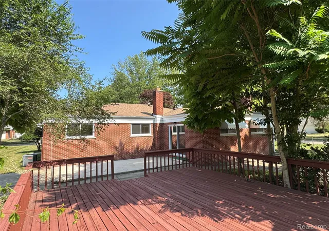 3rd image of 19980 Dorset St, Southfield, MI 48075 | MLS# 20261057838