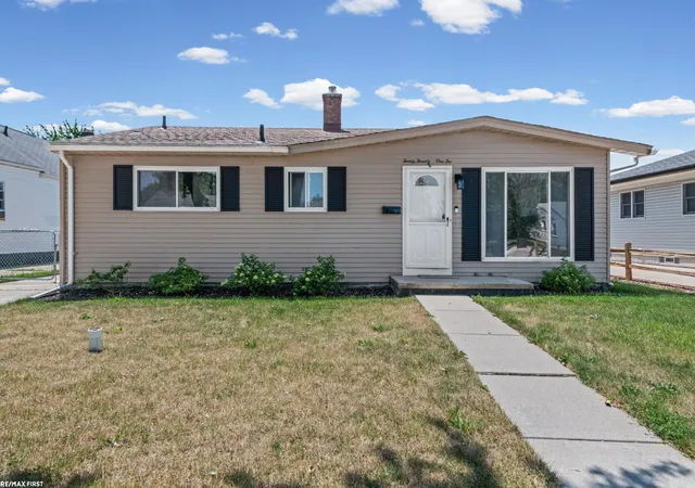 Photo 1 of Single family home for sale at 23112 Detour St, Saint Clair Shores, MI 48082 | MLS# 58050216188 | Listing updated on 2026-08-26