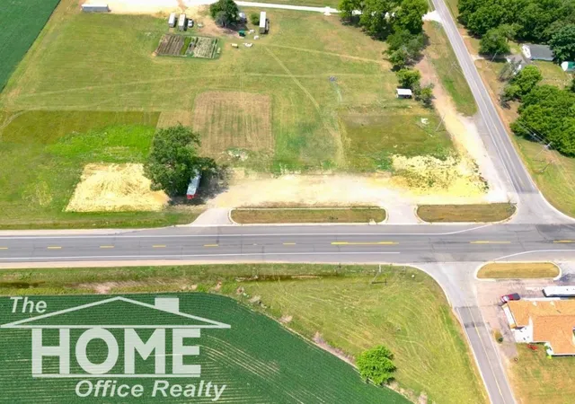 5th image of 5997 N M 52 Hwy, Owosso, MI 48867 | MLS# 5050216191