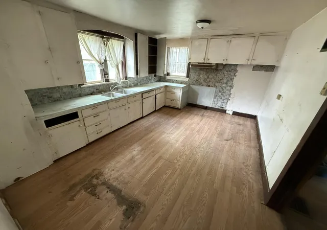Photo 4 of Single family home for sale at 121 Prentiss St, Allen, MI 49227 | MLS# 53026038503 | Listing updated on 2026-10-03