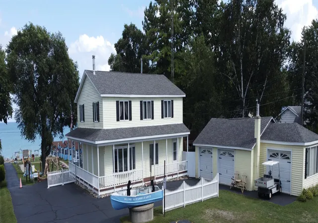 Photo 1 of Single family home for sale at 8949 Lakeshore Rd, Lexington, MI 48450 | MLS# 58050216202 | Listing updated on 2026-08-27
